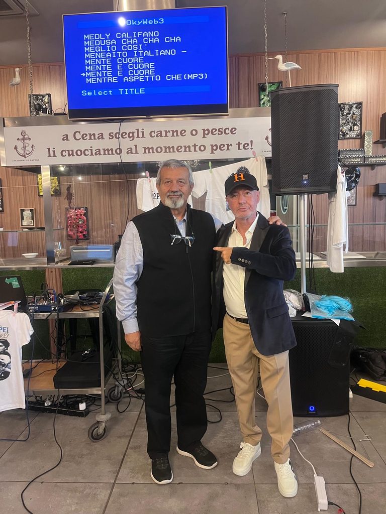 L’Associazione Poliziotti Italiani di Milano ospite d’onore al Pranzo Spettacolo “Napoli: Punto e Basta” di Carlo Smith